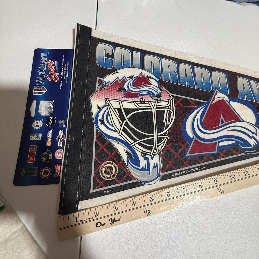 NEW Colorado Avalanche NHL Vintage WinCraft Pennant Goalie Mask Puck Logo 30 In